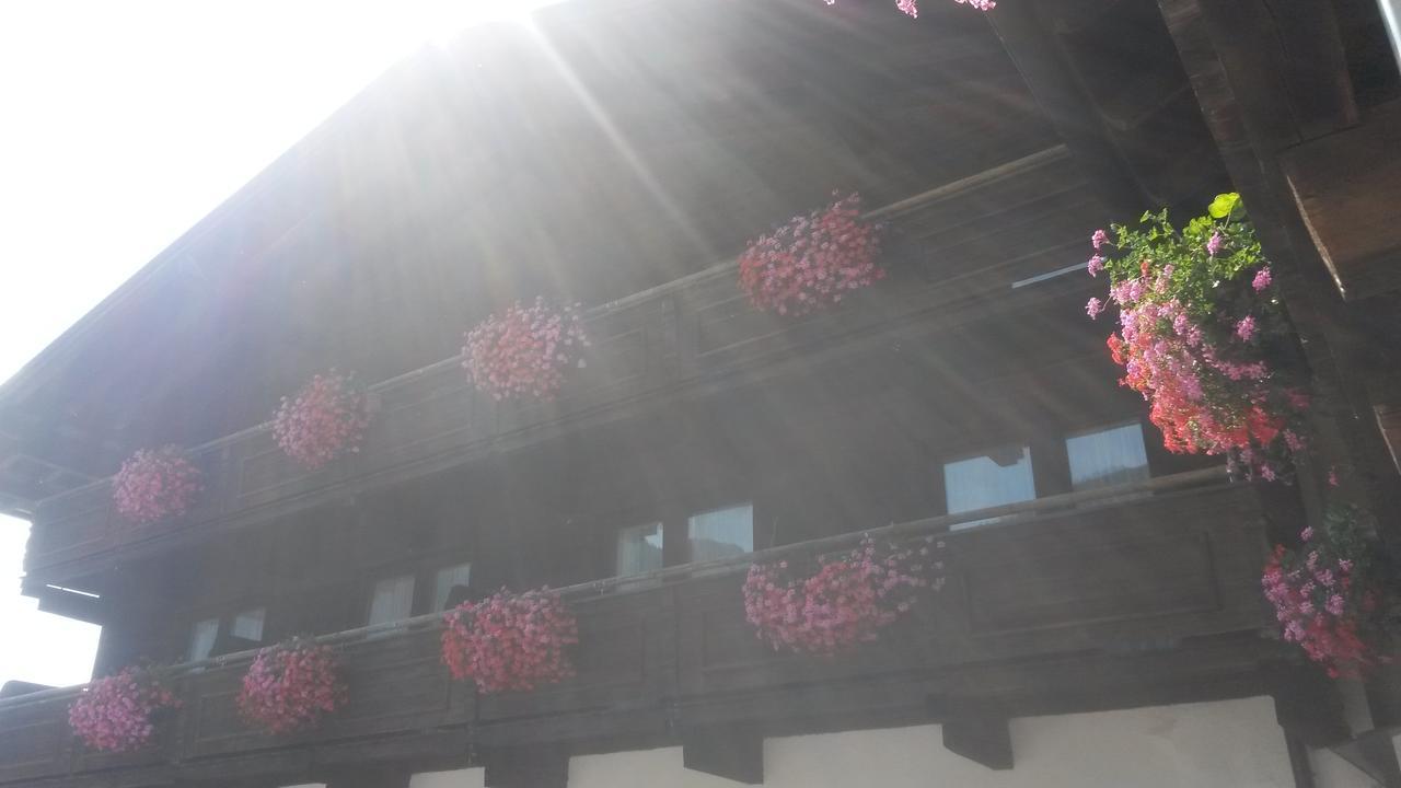 奥伯劳 阿尔卑斯德旅馆酒店 外观 照片